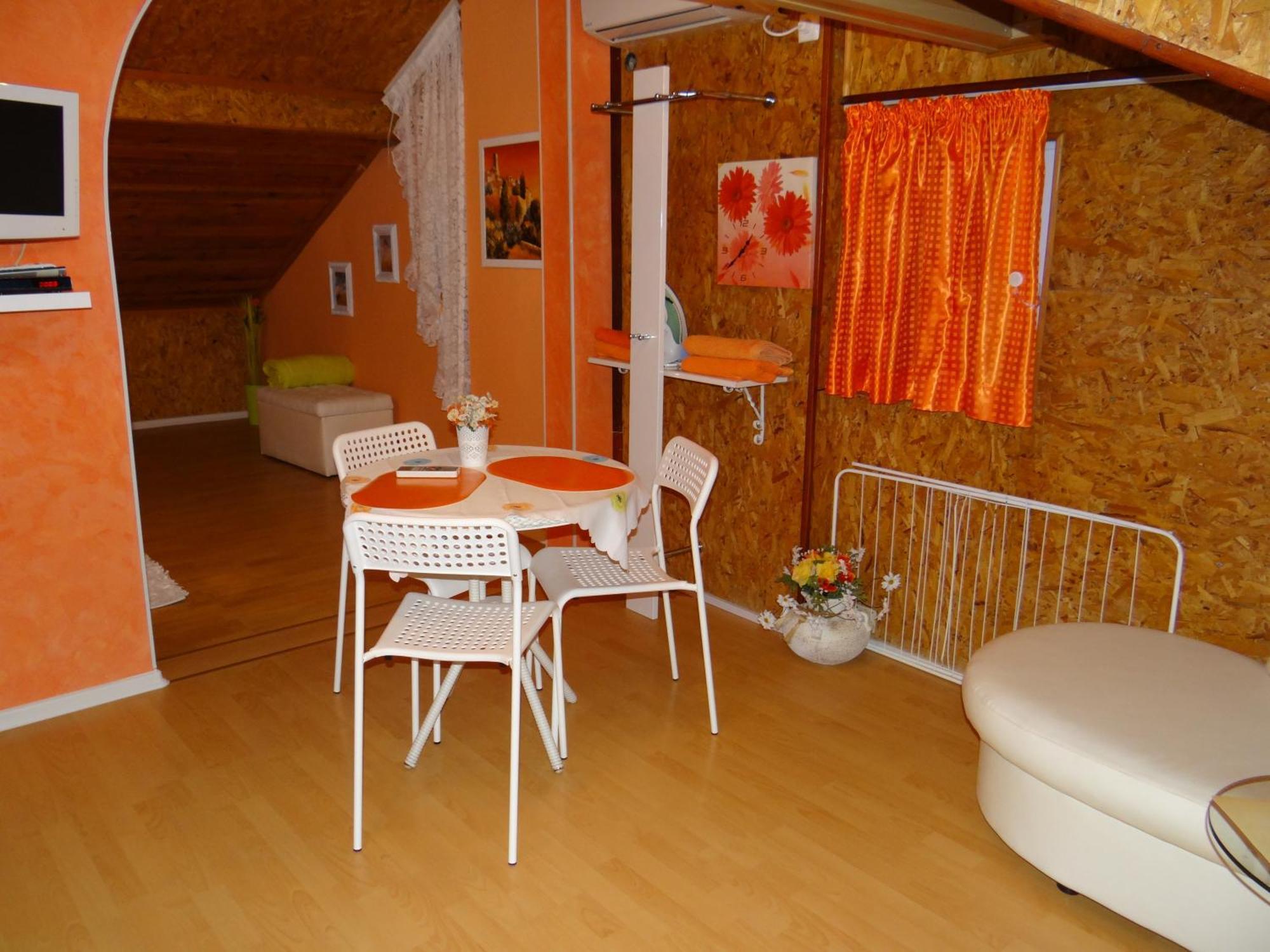 Orange Flower Apartment Sofia